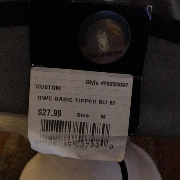 New Era Brooklyn Nets Bucket Hats - Picture 4 of 4